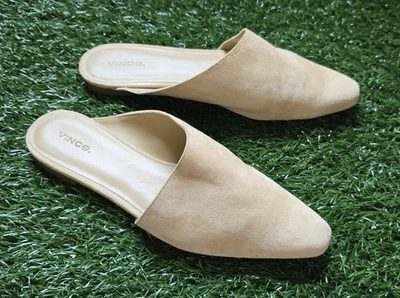 Mules planos de gamuza asimétrica Vince Gena tostados para mujer 10 Foto 1 de 4