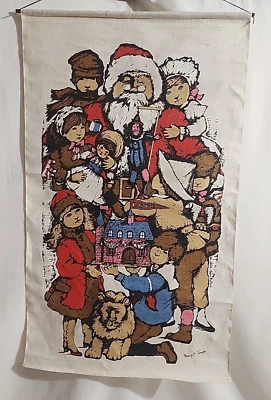Tapiz de Navidad/colgador de pared Santa and Children Love de Margot Tomes 28 x 17" Foto 1 de 4