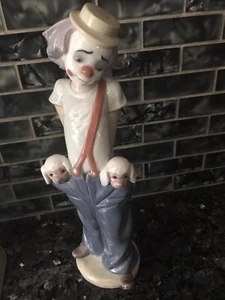 Lladro 7600 Little Pals clown  with puppies - Picture 1 of 9