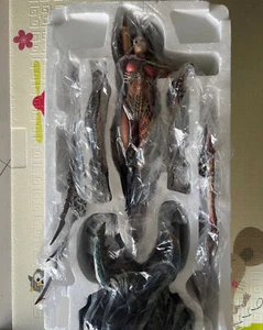 Starcraft II The zerg queen  Sarah Louise Kerrigan 25in. Statue In Stock NEW - Picture 1 of 4