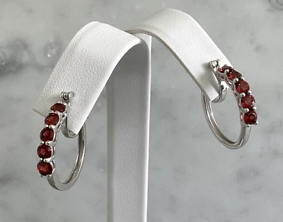 Серьги-кольца 1 дюйм с мозамбикским гранатом 2,30 карата серебро 925 пробы с платиновым покрытием - Изображение 1 из 4