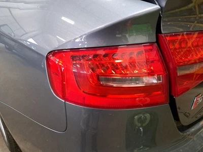 Lámpara trasera lado conductor izquierda 2015 S4 Audi Sku#4202802 Foto 1 de 4