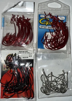 GAMAKATSU MUSTAD 100pc OFFSET SHANK WORM ROUND BEND RED HOOK 5/0 4/0 3/0 JAPAN - Image 1 of 4