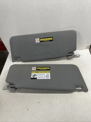 Parasoles grises del lado del conductor y del pasajero Acura MDX 2007-2012 iluminados Foto 1 de 4