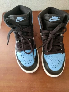 NIKE Jordan 1 High Retro OG Kids Size 12c - Picture 1 of 5