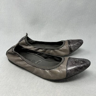 Zapatos planos de ballet Tamaris de cuero marrón con puntera sin cordones para mujer talla 41 EE. UU. 9,5 Foto 1 de 4