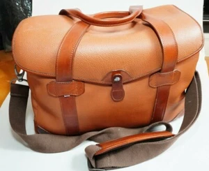 Bolso para Cámara Barber Shop Mediano Mensajero Bob Corte en Grano Cuero Marrón - Imagen 1 de 5