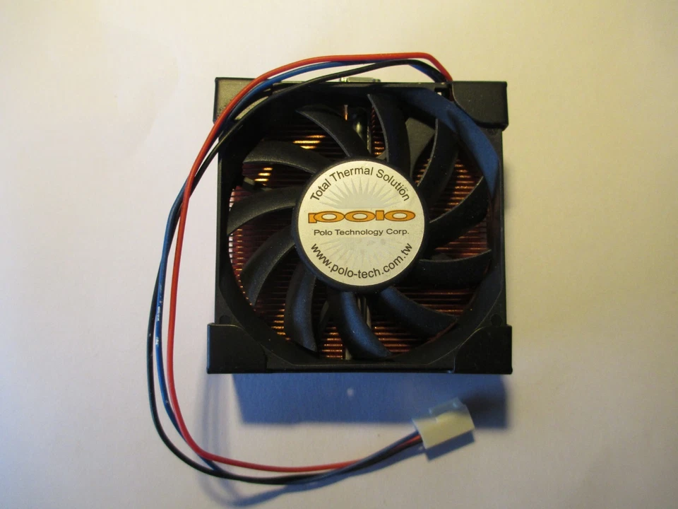 Dissipatore CPU in Rame  Socket 370  Pentium III solo 25 mm Piatto - Immagine 1 di 4