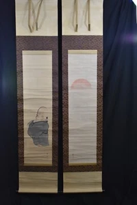 JAPANESE KAKEJIKU PAINTED SCROLL PAIR GOD JUROJIN Charcoal Paint - Washi Canvas - Picture 1 of 19