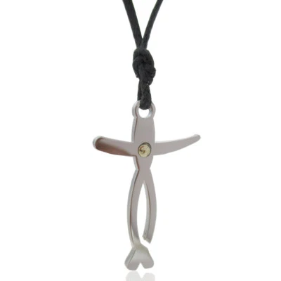 Ciondolo croce stilizzata mm 30x20 in acciaio lucido con borchia oro 18 kt - Immagine 1 di 2