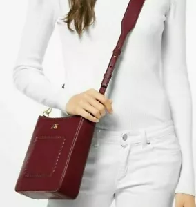 Michael Kors Gloria Kuriertasche aus gepeitschtem Leder - Ochsenblut - Bild 1 von 9