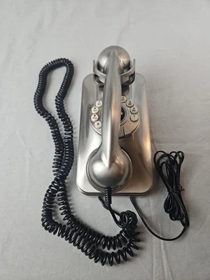 Teléfono Pottery Barn Grand Wall Teléfono Plateado Años 90 Estilo Retro con Cable Foto 1 de 4