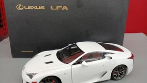 AUTOart Signature 1/18 Lexus LFA Whitest White 78831 usato ottimo + Giappone - Foto 1 di 13