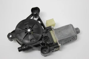 VW Taos 2G Front OS Right Electric Window Regulator Motor 5Q0959801B - Picture 1 of 14