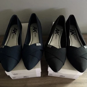 LOT OF 2 - NEW IN BOX ANNE KLEIN SPORT OCTAVIA FLATS - NAVY, BLACK - SIZE 10 - Picture 1 of 11