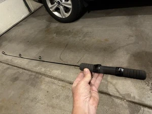 RARE Vtg Berkley Roughneck 24" Ice Rod RNS24UL Lure 1/16-1/4 - Picture 1 of 5
