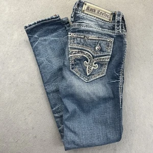 Pantalones de mezclilla ajustados Rock Revival Bariah Fleur De Lis para mujer 26 tiro medio al tobillo - Imagen 1 de 14