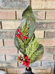 Yuletide Magnolia Spray, 25 Zoll - Bild 1 von 11