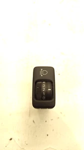 Repuesto Utiliza, Regulador Comando Luces \ Faros Daihatsu Trevis, Año: 2006 - Imagen 1 de 2