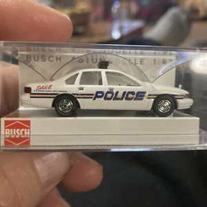 Busch 47614 Chevrolet Caprice 1995 White 1:87 Scale HO - Picture 1 of 4