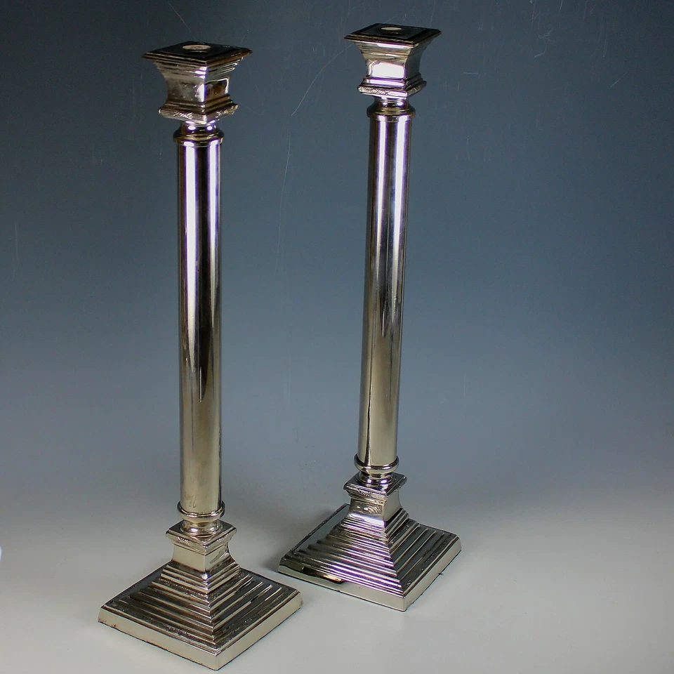 Par de candelabros grandes plateados juego de candelabros 21" de alto Foto 1 de 4