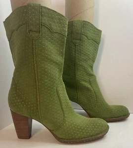 BORN Genevieve Green Polka Dot Leather Mid Calf Boots SZ.8 Pre-Owned VGC - Picture 1 of 11