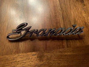 1976 Ford "Granada" Fender Emblem NICE GREAT DRIVER QUALITY  - Imagen 1 de 7