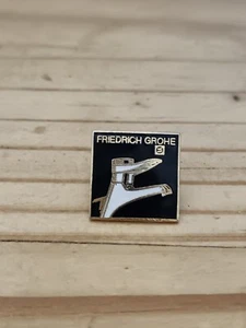 Anstecknadeln Anstecknadel Emaille 27 Firma Armaturenhersteller "FRIEDRICH GROHE" - Bild 1 von 5