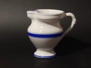 ANTICA CARAFFA BROCCA CERAMICA BIANCA E BLU REVELLI LAVENO - Imagen 1 de 6
