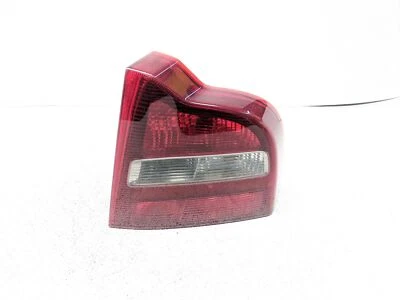 Lámpara de luz trasera de freno panel cuarto pasajero trasero Volvo S80 1999-2000 8643508 Foto 1 de 4