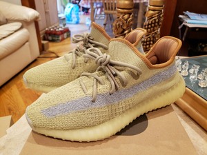 Yeezy Boost 350 V2 Marsh for Sale 
