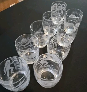 Konvolut 9 handgeätzte schwere Cocktailgläser ohne Spitze Qualität Tasse Set Bar Folie  - Bild 1 von 8