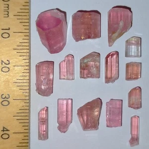 Tourmaline Rubellite rough natural raw gemstones loose Elbaite parcel 31.4ct - Imagen 1 de 6