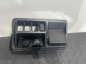 Jeep Wrangler TJ 2003-2006 tablero central interruptor salida bisel color negro envío gratuito - Imagen 1 de 2