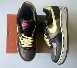 Nike WMNS Air Force 1 Premium 03 Bruce Kilgore taglia 9 - Foto 1 di 10