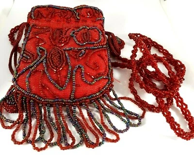 Red Beaded Satin Crossbody Pouch Satchel with Beaded Chain Hand Crafted Handmade Foto 1 de 4