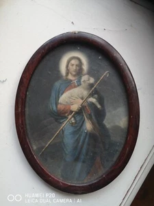 Vintage Oval Picture of JESUS Convex Glass Wooden Frame 22×17cm - Picture 1 of 2
