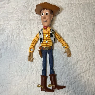迪士尼皮克斯玩具总动员会说话的伍迪警长拉绳娃娃 15 英寸帽子可正常工作 — 第 1/4 张图片
