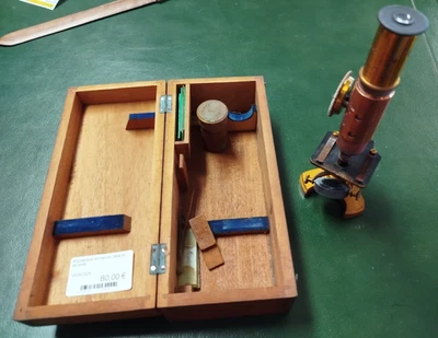 Microscope Ancien + Boite Bois Outil Science Biologie Laiton 8MAG 16/09 - Photo 1/4