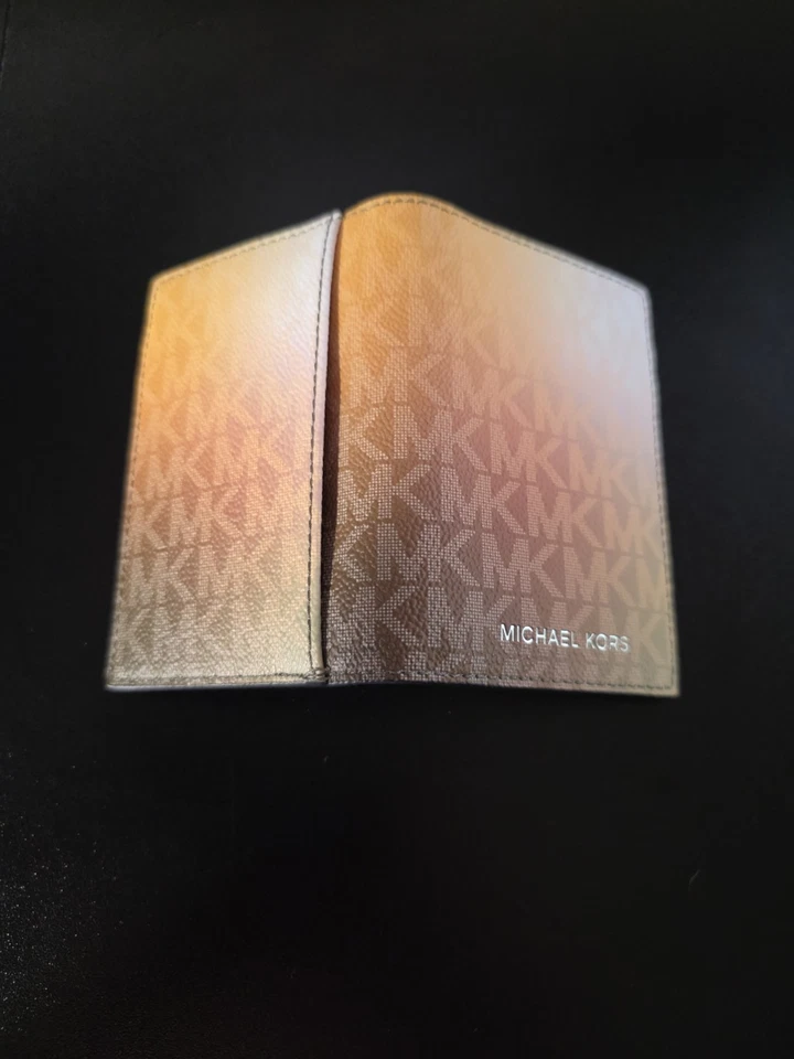 Cartera Michael Kors para hombre Foto 1 de 4