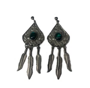 Silver Color Feather Pair Earrings Green Stone Cute Dangle Earring FREE SHIPPING - Picture 1 of 1