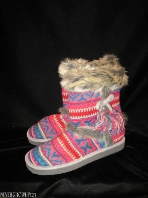 XHILARATION KNIT BOOT SLIPPERS WITH FAUX-FUR TRIM~LADIES 5/6~7~8~10~NWOT - Image 1 of 3