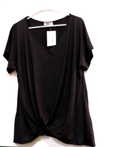 NWT Doubl Ju Black Front knot hem V-neck short slv poly/spand shirt Womens SZ 1X - Foto 1 di 5