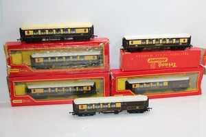 6 x Triang R228 & R328 OO Gauge Pullman Coaches - Anne, 2 x Ruth, Mary, 2 x 79 - Picture 1 of 9