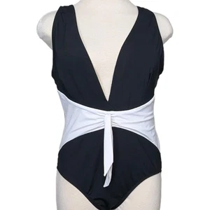 TIME & TRU Womens Missy L 12-14 1-PC Swimsuit No Wire Black White NEW MSRP$29.96 - Picture 1 of 17