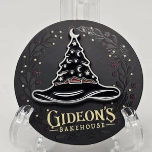 Gideon's Bakehouse Christmas Witch Hat Pin Limited Edition LE 2000 Natala 2003 - Picture 1 of 2