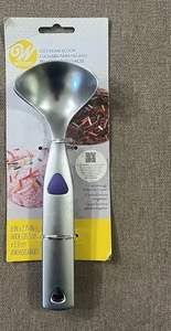 Wilton Pointed Edge Metal Ice Cream Scoop - Picture 1 of 3