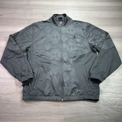 Chaqueta Jordan Para Hombre Grande Gris Cremallera Completa Pista Patrón Argyle Poliéster Atlética Foto 1 de 4