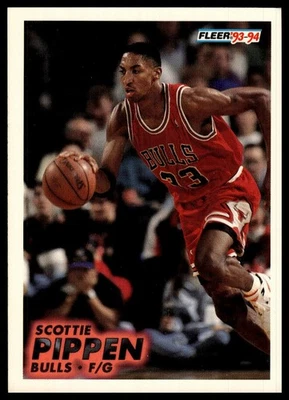 1993-94 Fleer #32 Scottie Pippen - Image 1 of 2