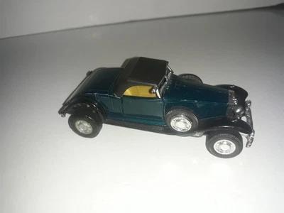 Rolls-Royce 1931 Phantom Car, Yatming No. 8504 Pull Back Action Green - Image 1 of 4